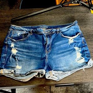 Maurices Jean shorts